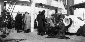dogs aboard the titanic